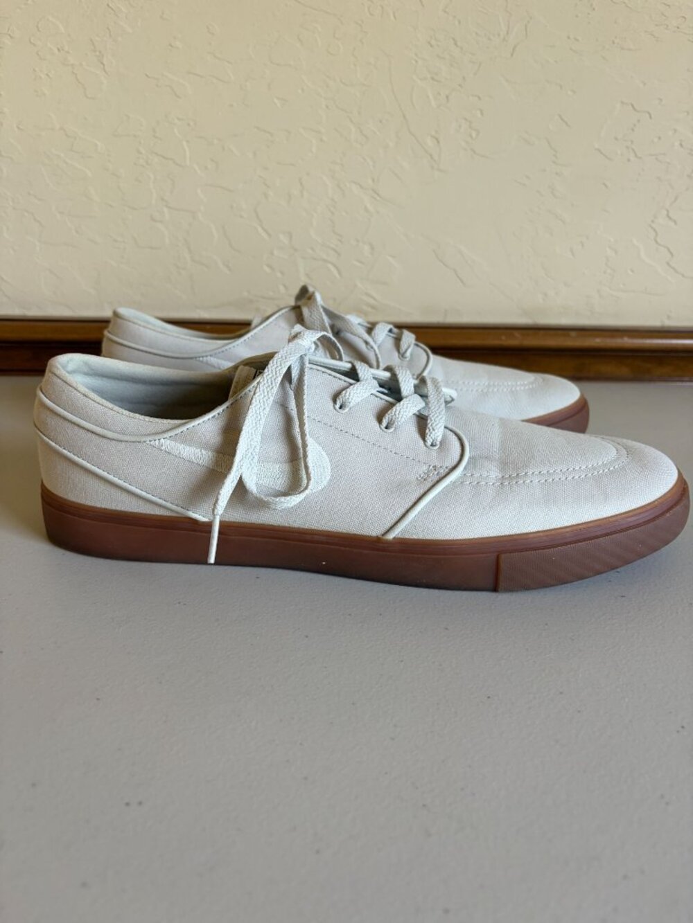 Nike SB Zoom Stefan Janoski IF1626-900 Bone Off White Canvas Gum Sole